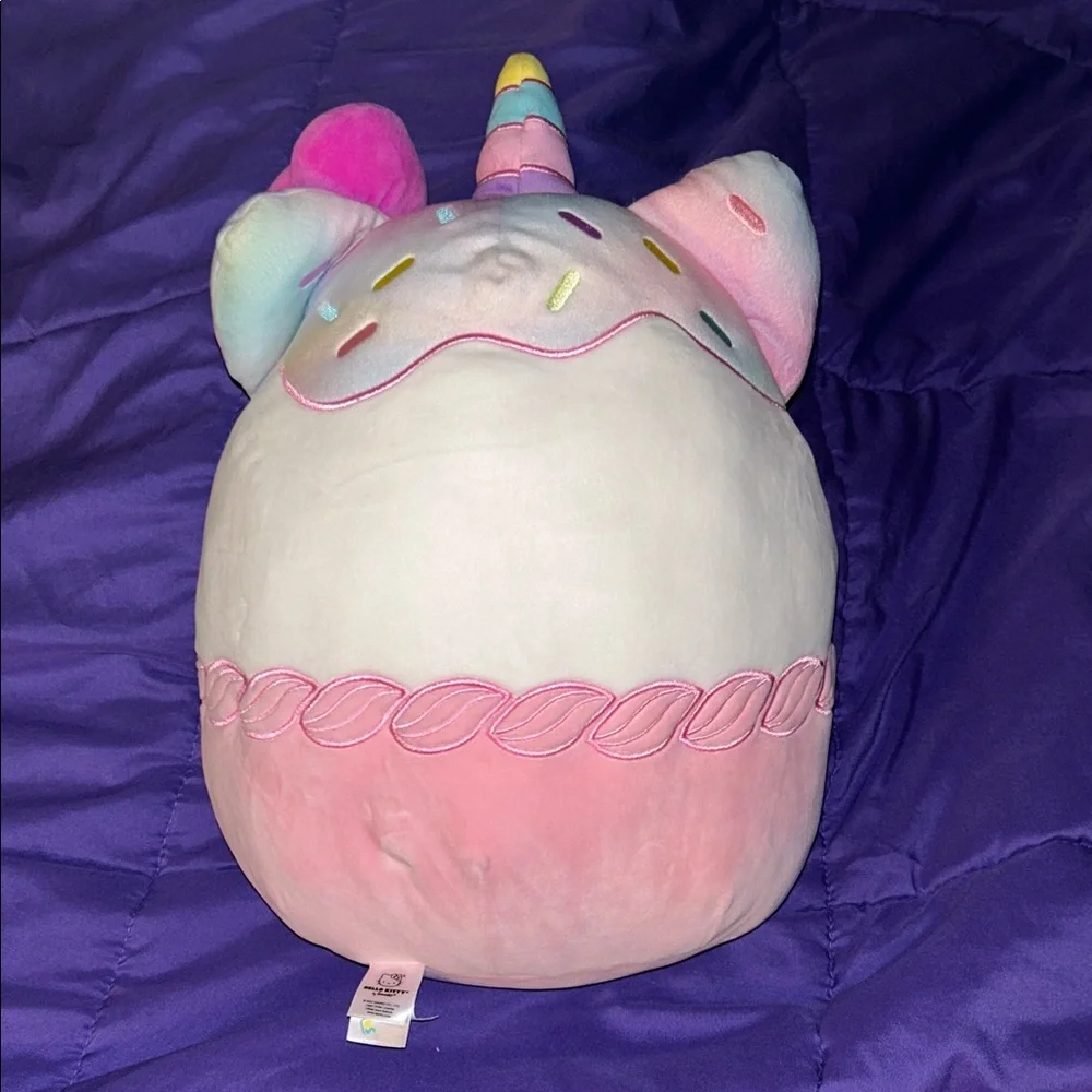 Hello Kitty Unicorn Squishmallow - Picture 3 of 9